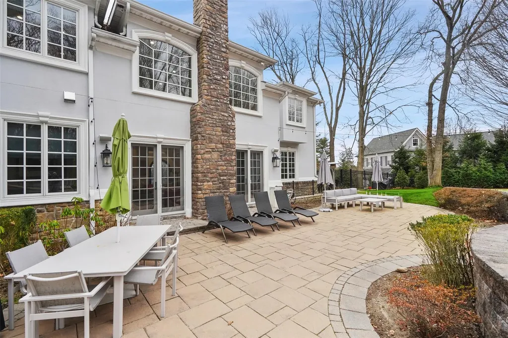 41 Hillandale Road Rye Brook NY 10573