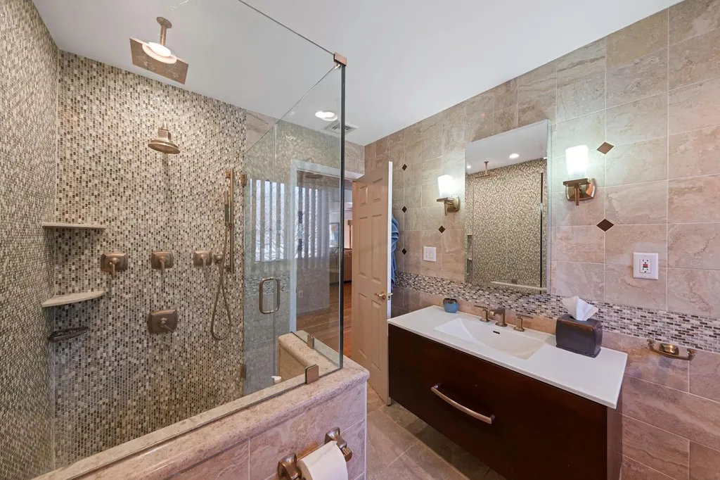 19 Burham Drive Smithtown NY 11787