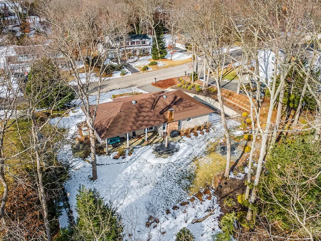 19 Burham Drive Smithtown NY 11787