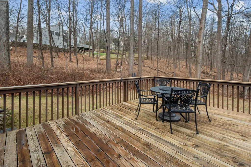 83 Indian Hill Road Mount Kisco NY 10549