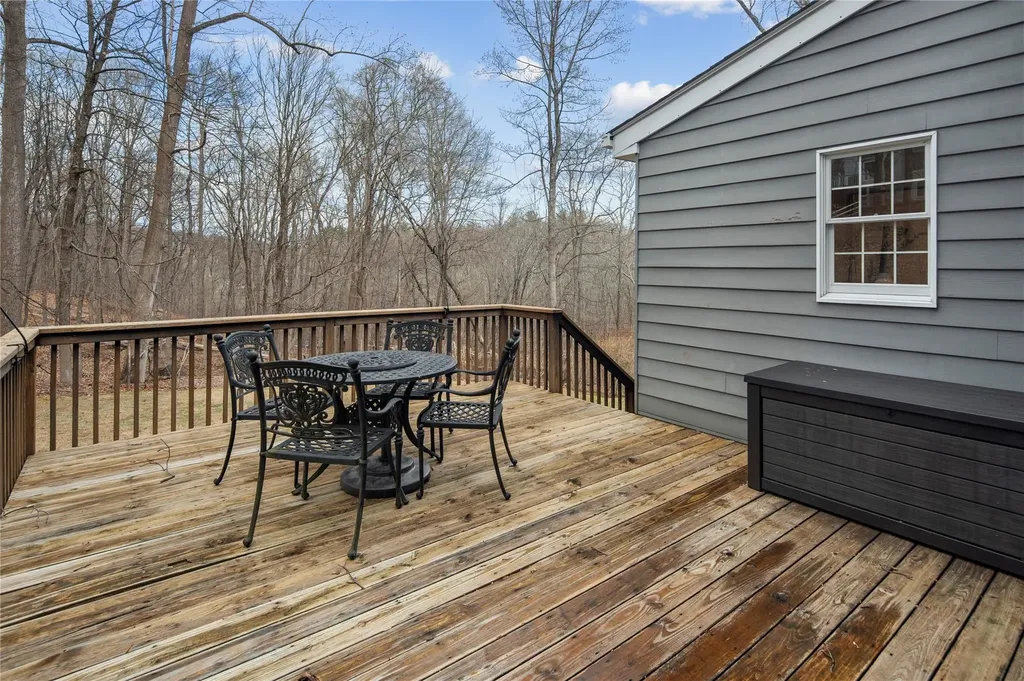 83 Indian Hill Road Mount Kisco NY 10549