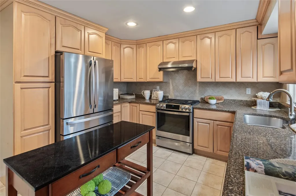 83 Indian Hill Road Mount Kisco NY 10549