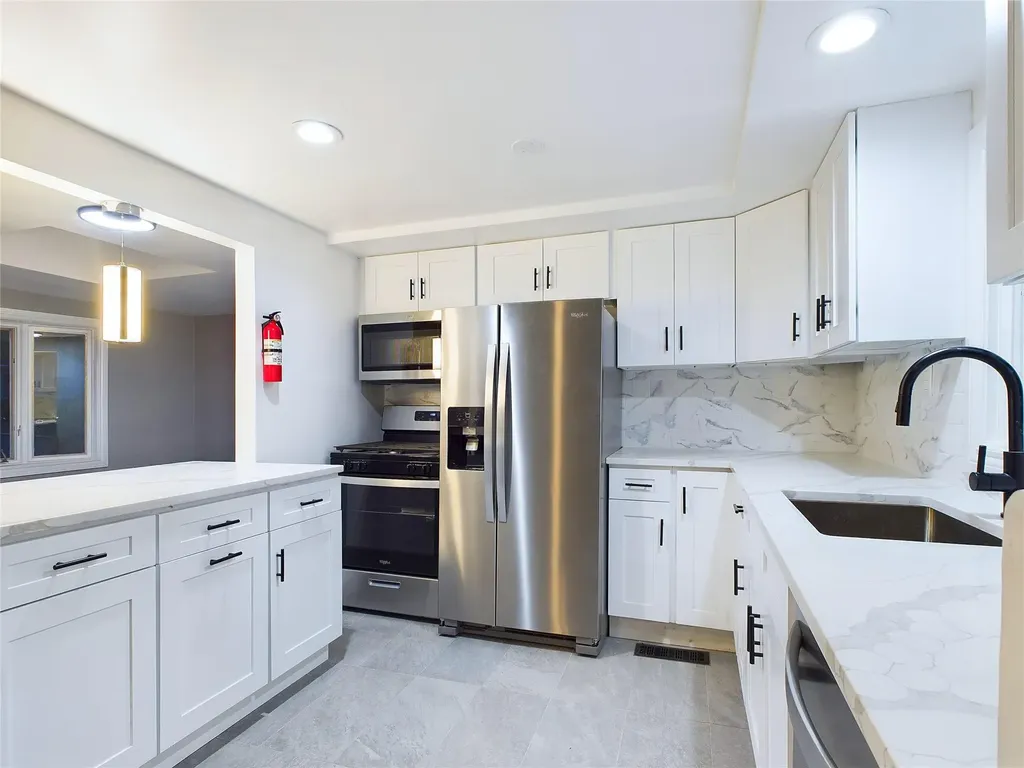 115 N Clinton Avenue Patchogue NY 11772