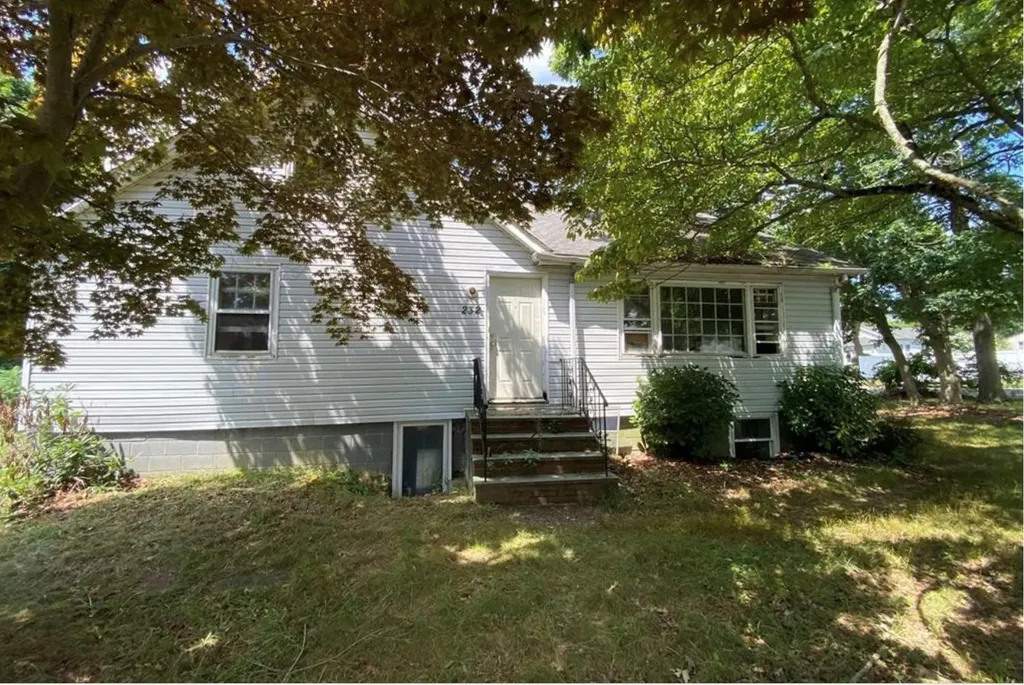 232 Berkshire Drive Brookhaven NY 11738