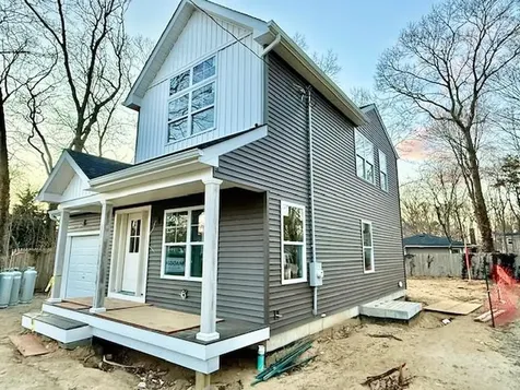 27 Pinewood Drive Shirley NY 11967