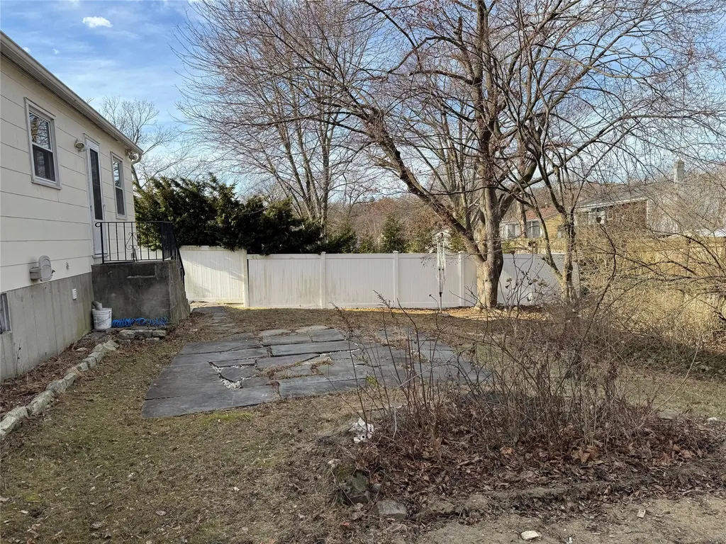 27 Crescent Drive Beacon NY 12508