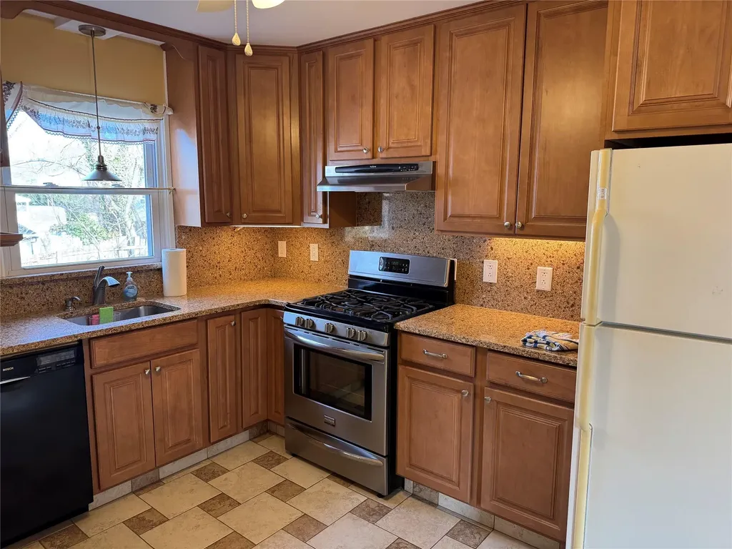 27 Crescent Drive Beacon NY 12508