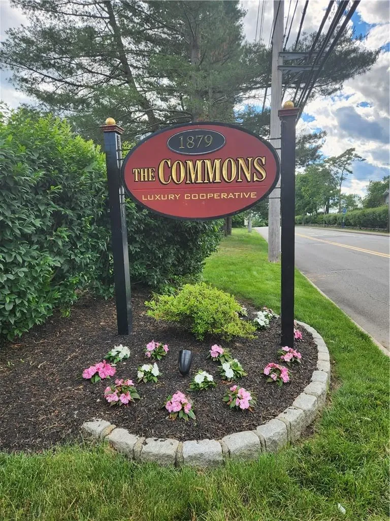 1879 Crompond Road Peekskill NY 10566