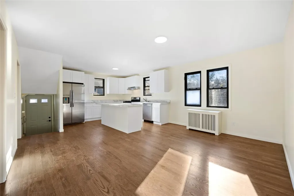 54 Iden Avenue Pelham NY 10803