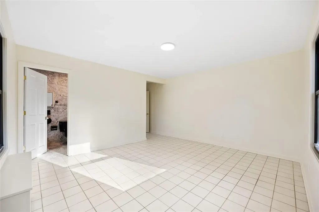 54 Iden Avenue Pelham NY 10803