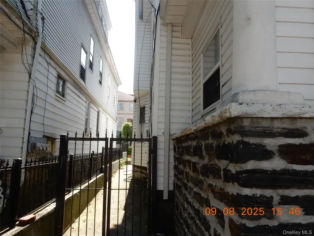 342 S 2nd Avenue Mount Vernon NY 10550