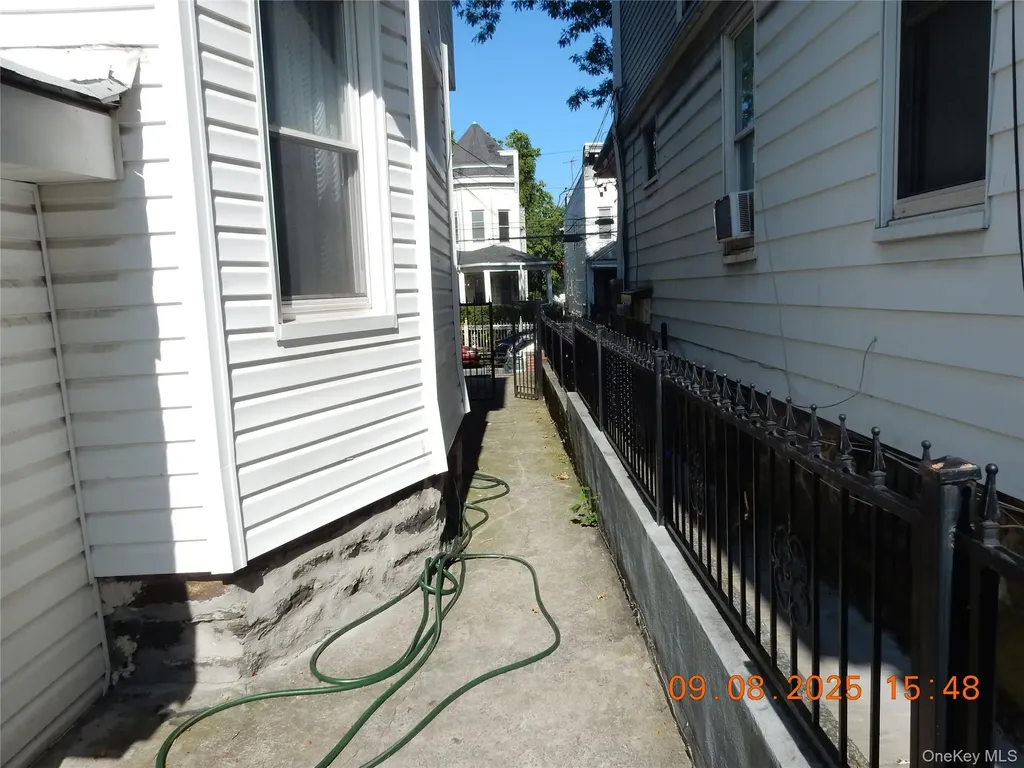 342 S 2nd Avenue Mount Vernon NY 10550