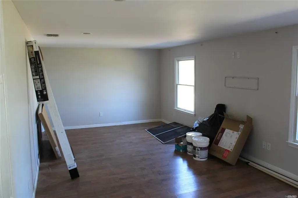 3 Pinetree Court Commack NY 11725
