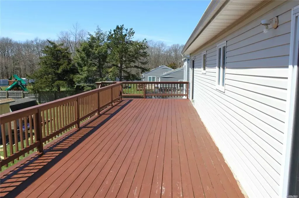 3 Pinetree Court Commack NY 11725