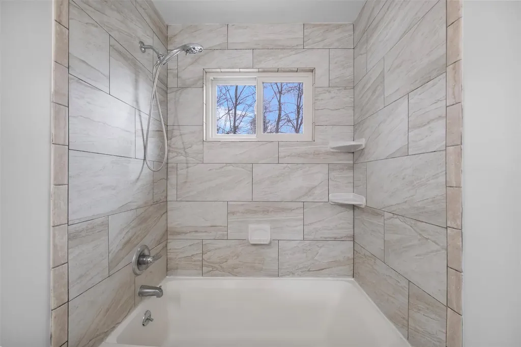 17 Laurel Court Fishkill NY 12524