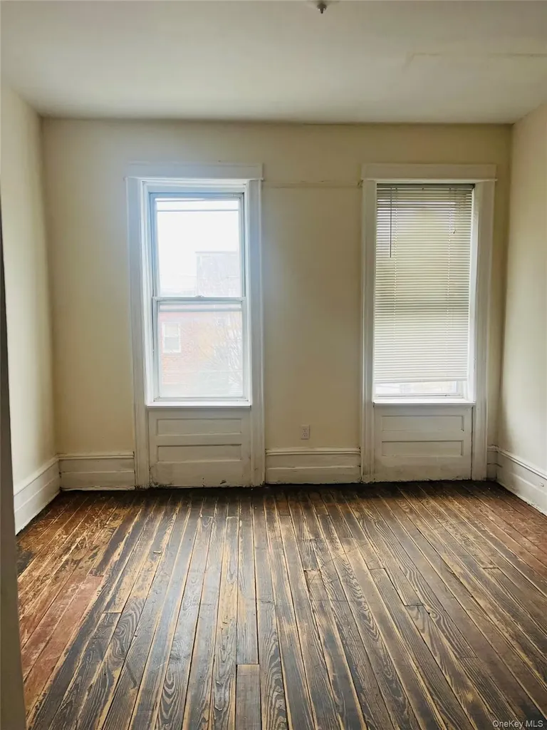 62-18 60 Drive Maspeth NY 11378