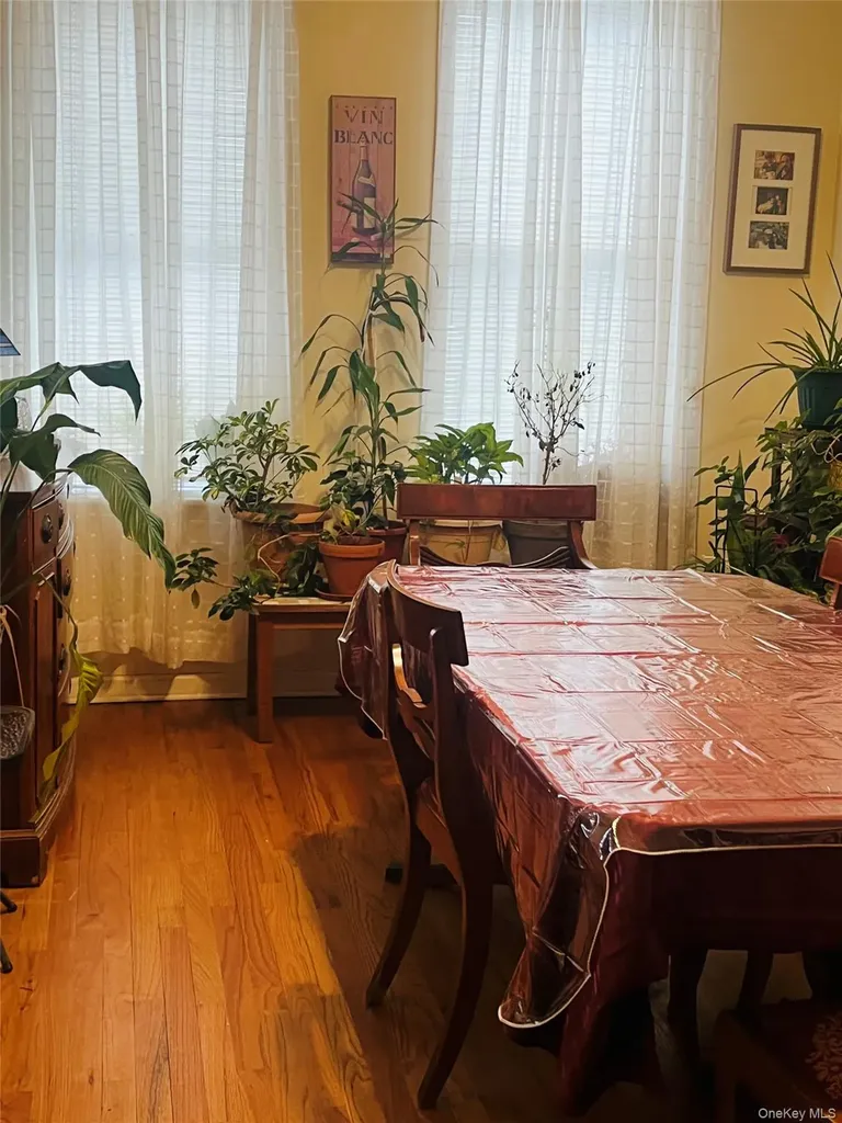 62-18 60 Drive Maspeth NY 11378