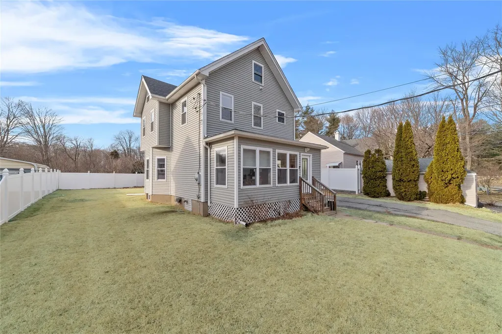 1727 Maple Avenue Peekskill NY 10566