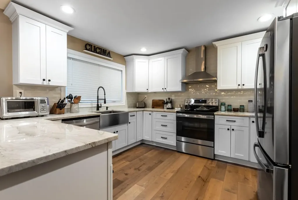 229 Belfast Lane Ridge NY 11961