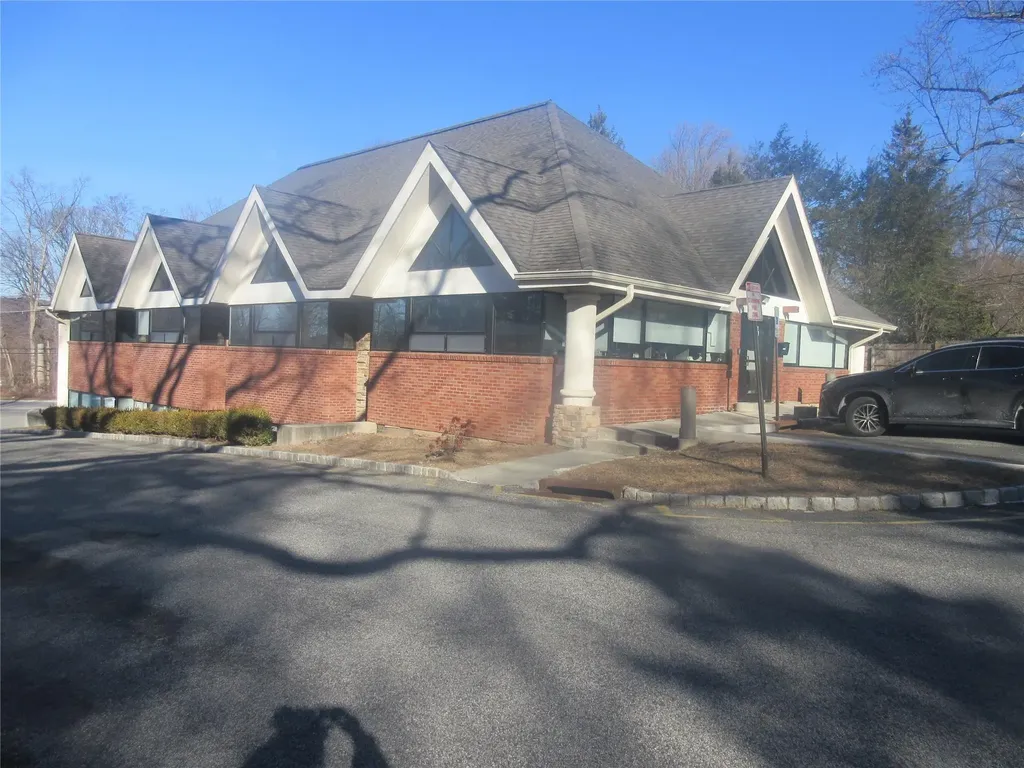 49 N Airmont Road Suffern NY 10901
