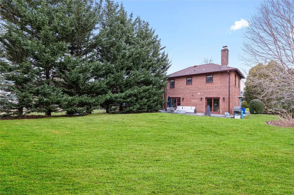 515 Pine Street Mamaroneck NY 10543