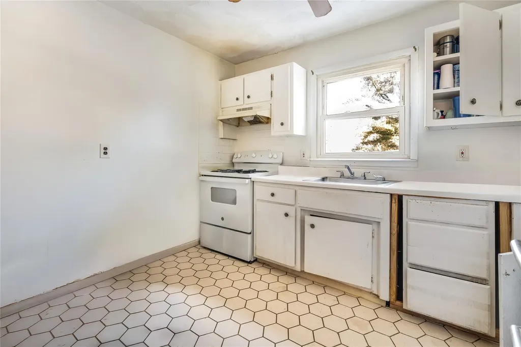 44 Windmill Road Poughkeepsie NY 12601
