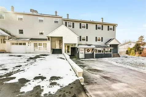 44 Windmill Road Poughkeepsie NY 12601