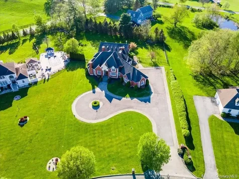 3 Bristol Drive Middletown NY 10941