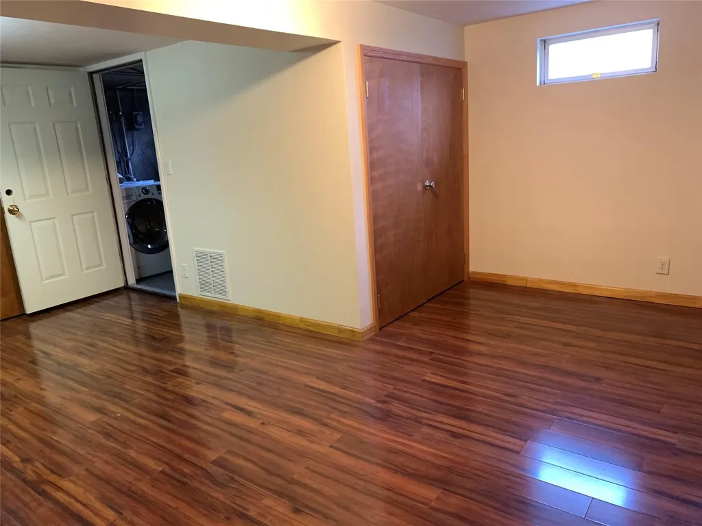 29 Martin Place Syosset NY 11791