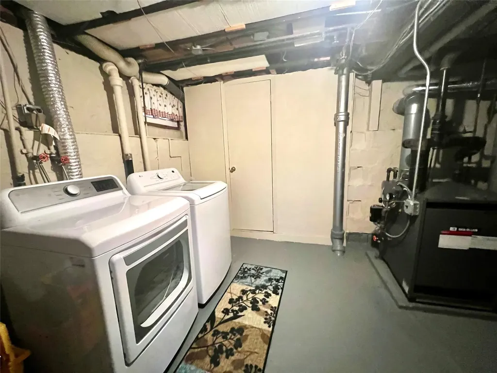 4318 Avenue I Brooklyn NY 11210