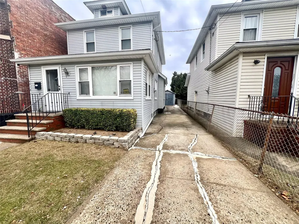 4318 Avenue I Brooklyn NY 11210