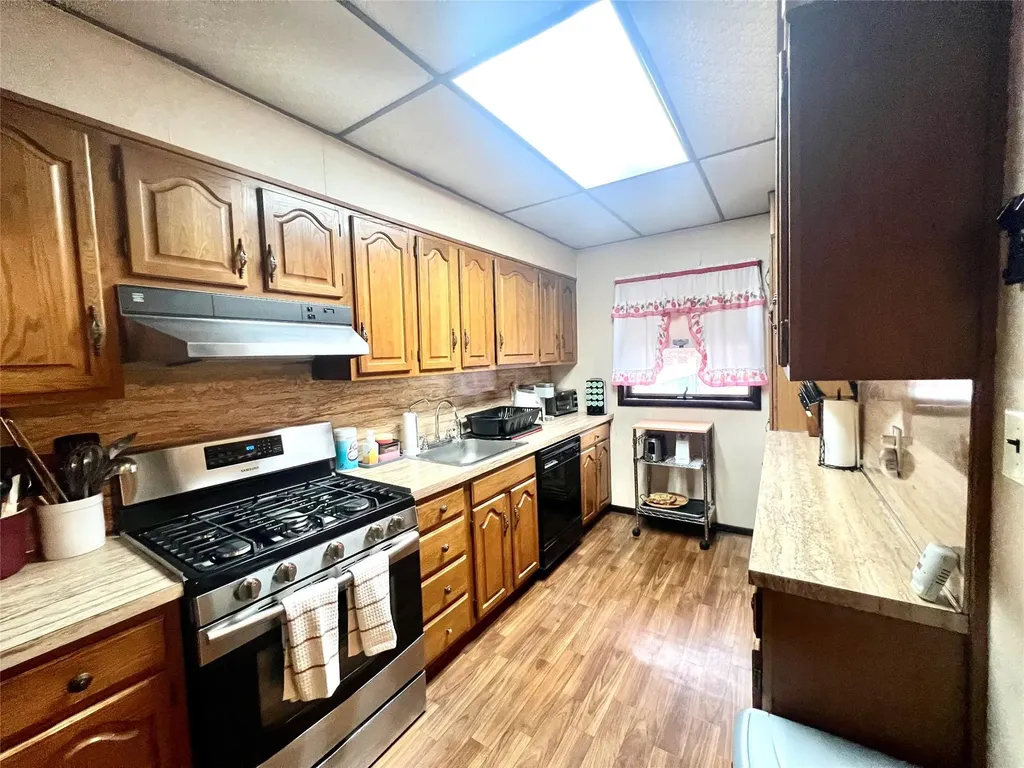 4318 Avenue I Brooklyn NY 11210