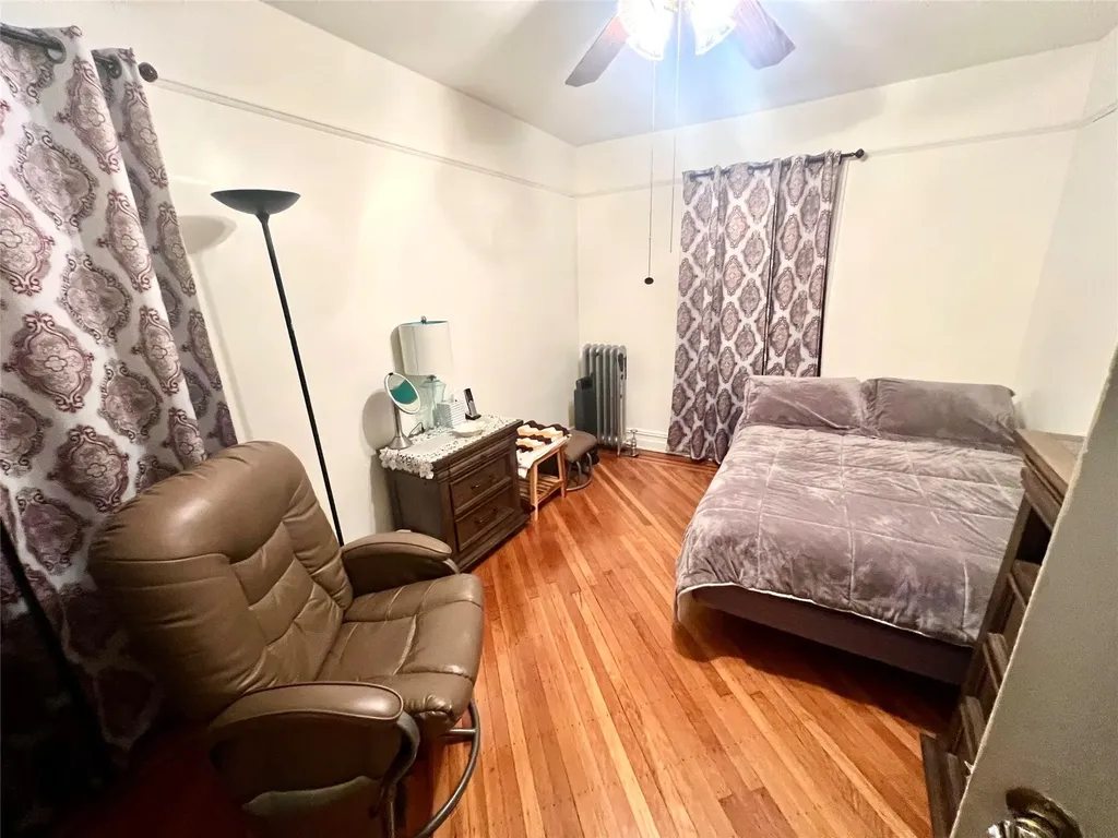 4318 Avenue I Brooklyn NY 11210