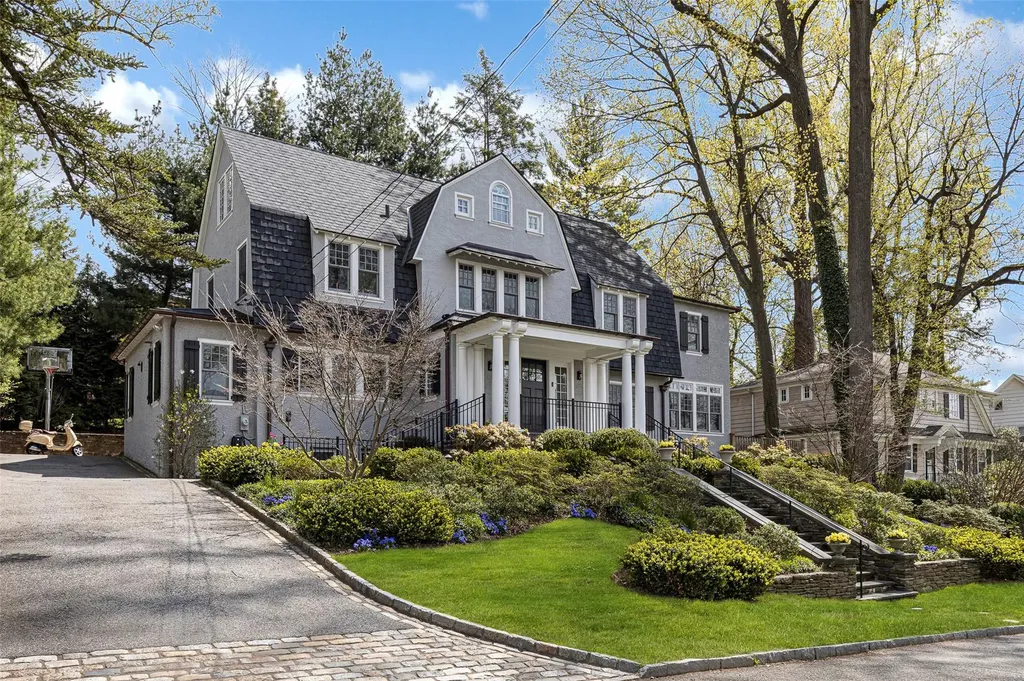 52 Summit Avenue Bronxville NY 10708