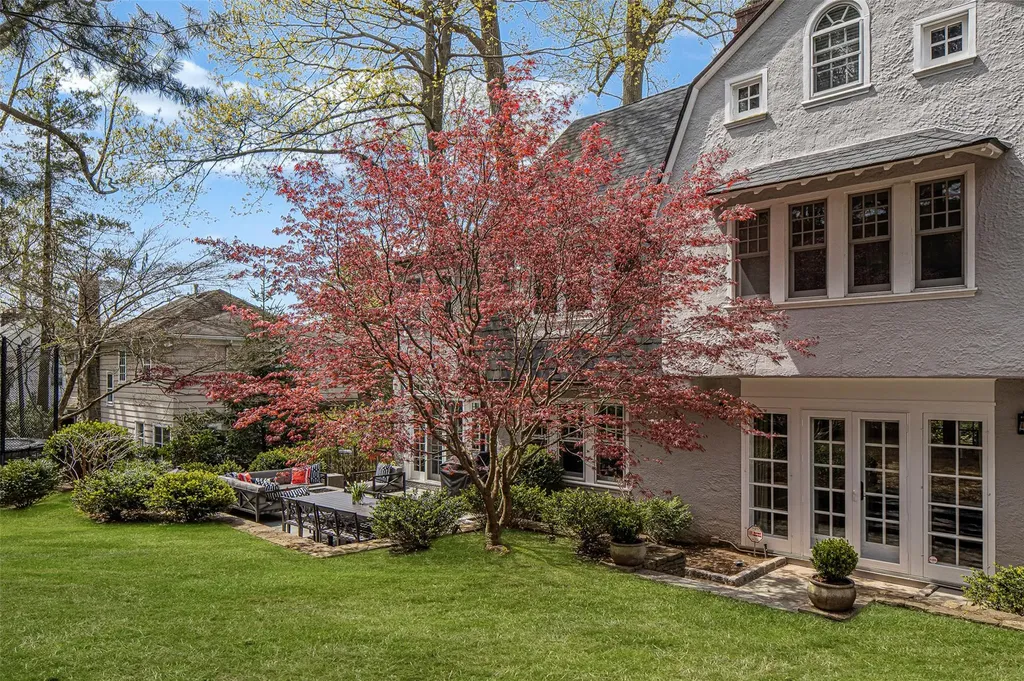 52 Summit Avenue Bronxville NY 10708