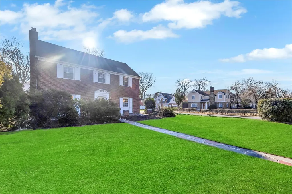 108 Maple Drive Roosevelt NY 11575
