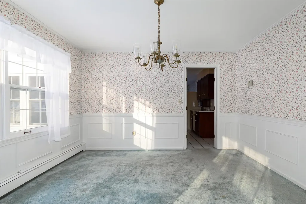 50 Aspinwall Road Red Hook NY 12571