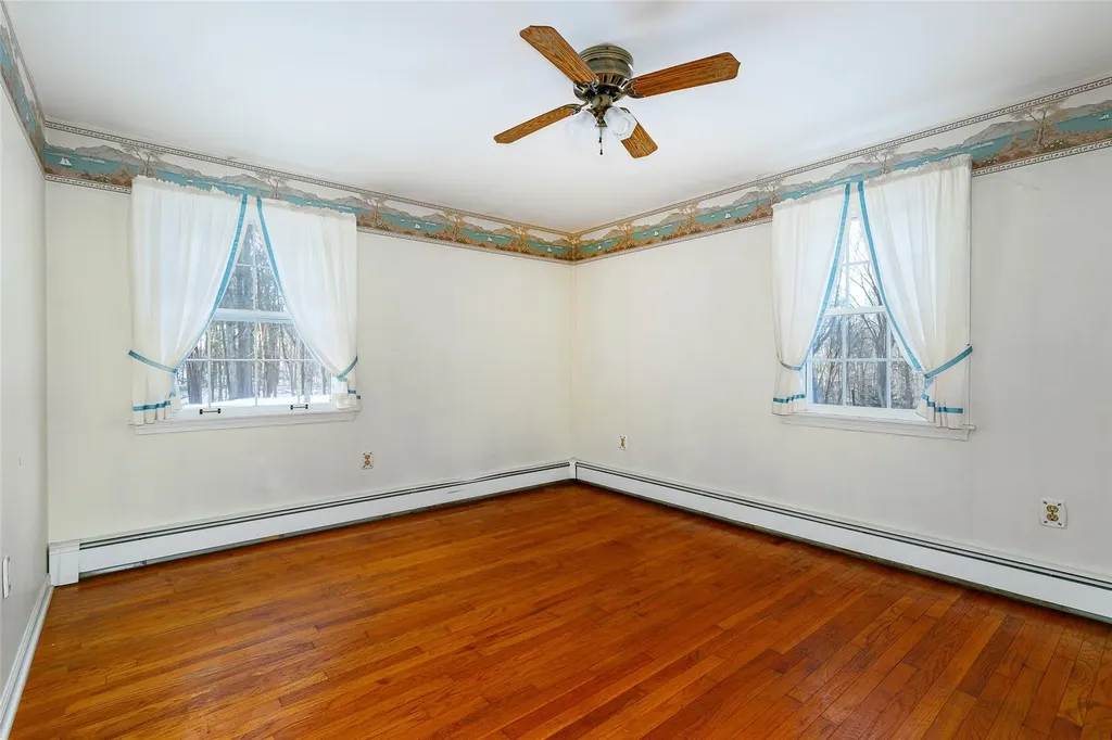 50 Aspinwall Road Red Hook NY 12571