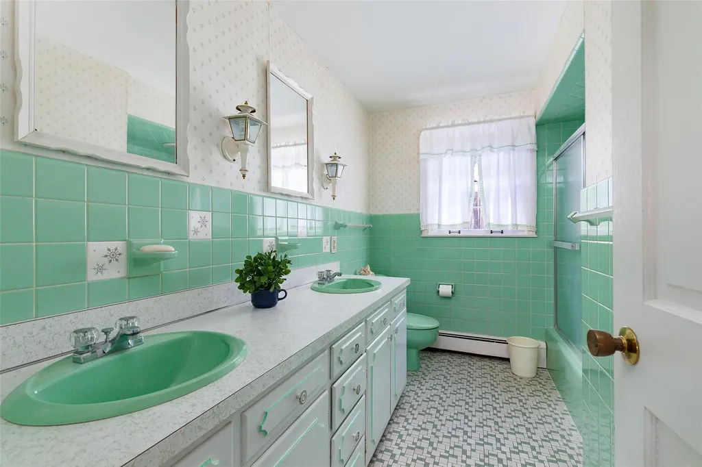 50 Aspinwall Road Red Hook NY 12571