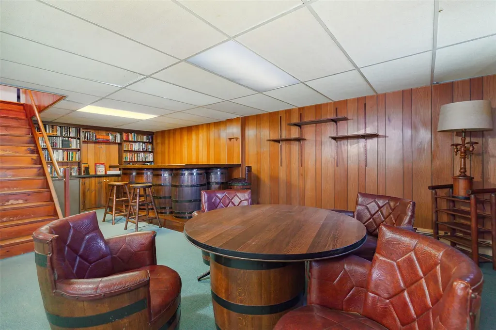 50 Aspinwall Road Red Hook NY 12571