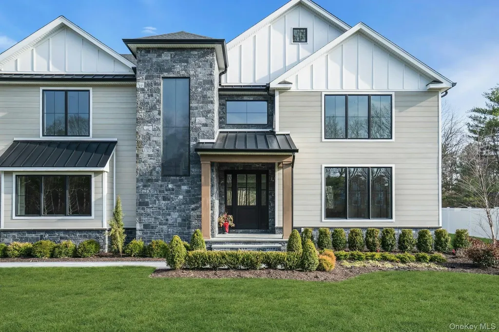 Lot 2 1003 Baldwin Path Dix Hills NY 11746