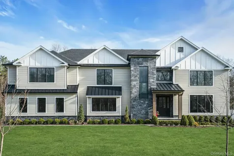 Lot 2 1003 Baldwin Path Dix Hills NY 11746