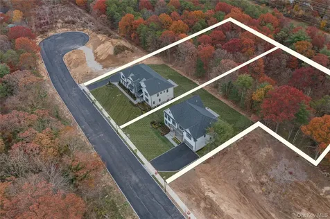 Lot 2 1003 Baldwin Path Dix Hills NY 11746
