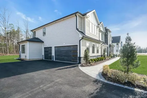 Lot 2 1003 Baldwin Path Dix Hills NY 11746