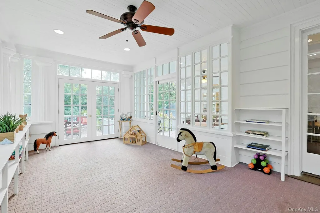 49 Overlook Circle New Rochelle NY 10804