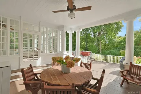 49 Overlook Circle New Rochelle NY 10804