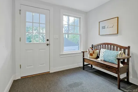 49 Overlook Circle New Rochelle NY 10804