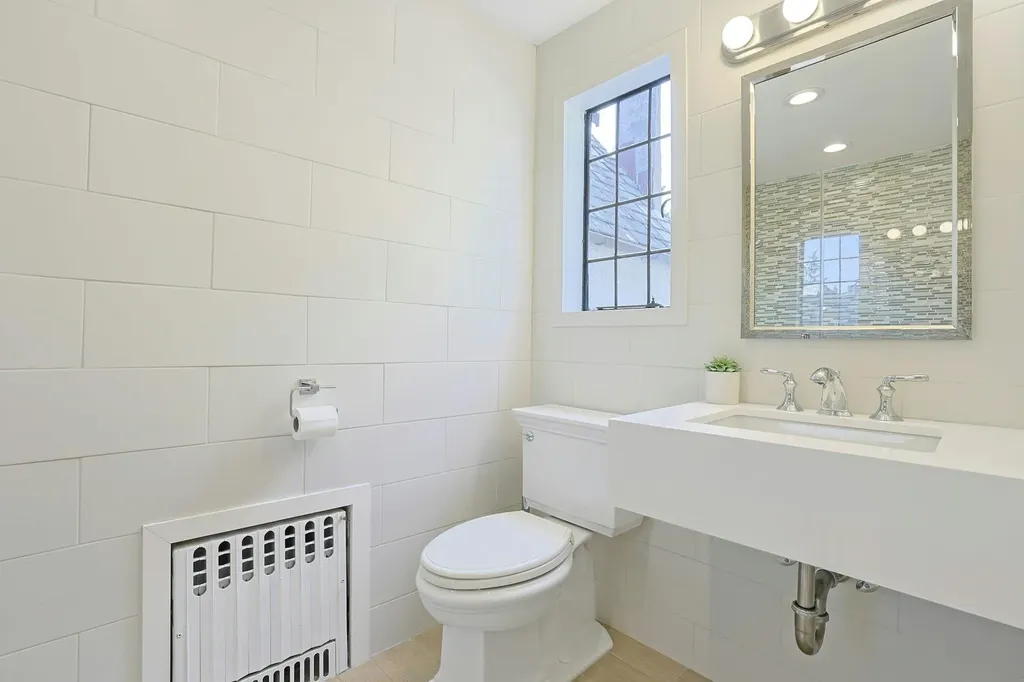 15 Hillcrest Drive Pelham NY 10803