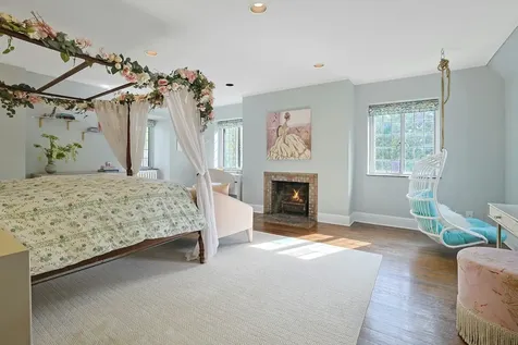 15 Hillcrest Drive Pelham NY 10803