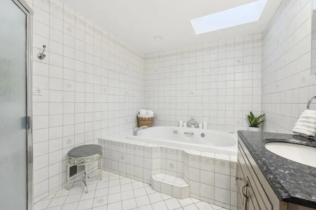 28 Concord Drive Tappan NY 10983